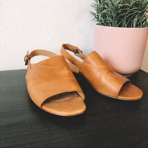Madewell The Noelle Slingback Sandal in Leather